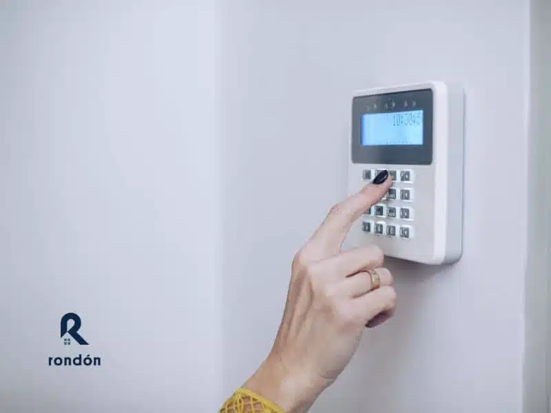 Construye tu propio cuarto secreto en casa: Un espacio seguro