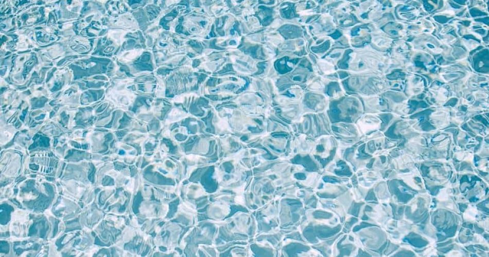 Limpieza del agua de Piscina
