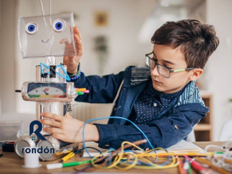 Construye juguetes educativos en tu propio hogar